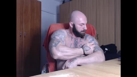 Snapshot of strongivan chatting on 02.23.25 StrongIvan online show from 02.23.25