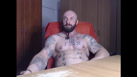 Snapshot of strongivan chatting on 09.12.25 StrongIvan online show from 09.12.25