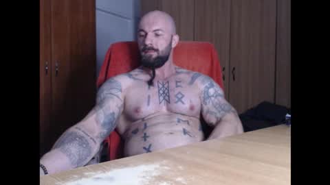 Snapshot of strongivan chatting on 09.24.25 StrongIvan online show from 09.24.25