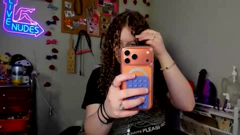 Strwbby online show from 03.19.26