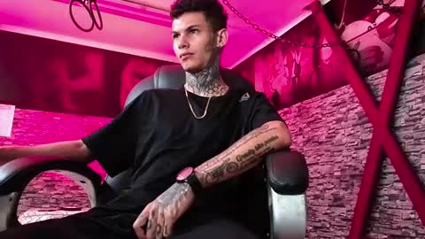stuart_boy_ online show from 10.06.25