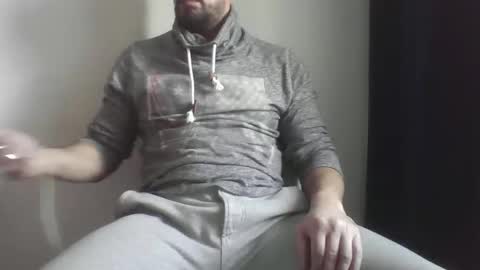 Snapshot of studdotcom chatting on 01.12.26 Ero online show from 01.12.26