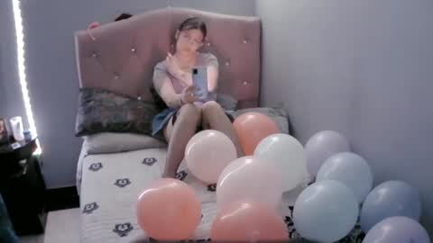 Snapshot of studio7bdsm chatting on 02.08.25 DORIANMAIRA online show from 02.08.25