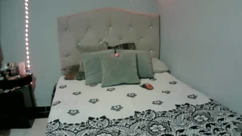 Snapshot of studio7bdsm chatting on 02.08.25 DORIANMAIRA online show from 02.08.25