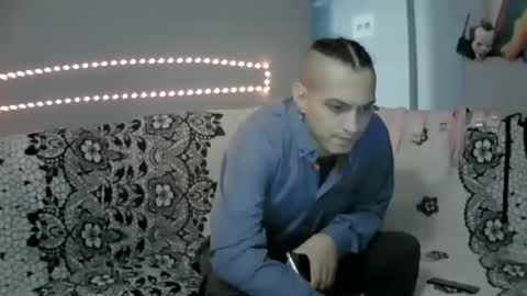 Snapshot of studio7bdsm chatting on 02.13.25 DORIANMAIRA online show from 02.13.25