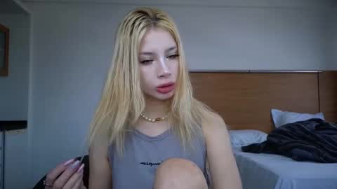 Sofa online show from 03.14.26