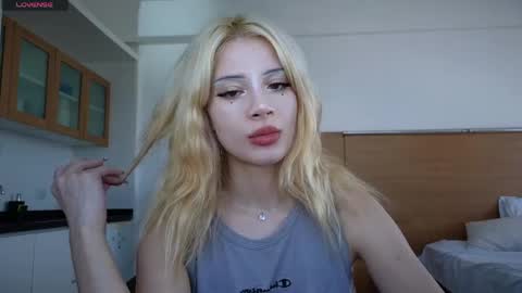 Sofa online show from 03.26.26