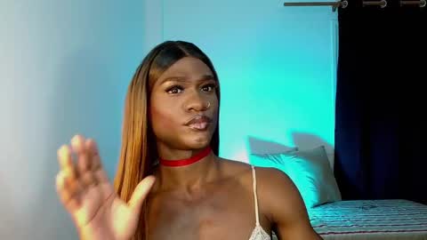 Suanny Klatten  It is my account independent  online show from 03.02.25