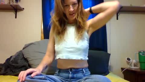 Snapshot of sub4you69brat chatting on 11.03.25 sub4you69brat online show from 11.03.25