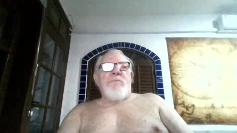 Snapshot of subbtmpig4u chatting on 05.18.26 SubBtmPig4U online show from 05.18.26