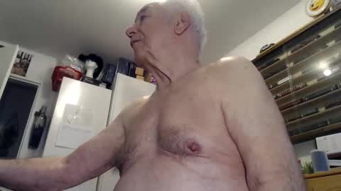 Snapshot of subibuns chatting on 02.04.26 Marcel online show from 02.04.26