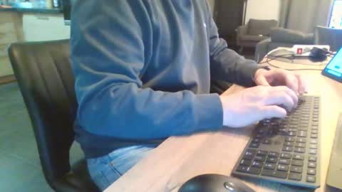 submissivguy online show from 11.15.25