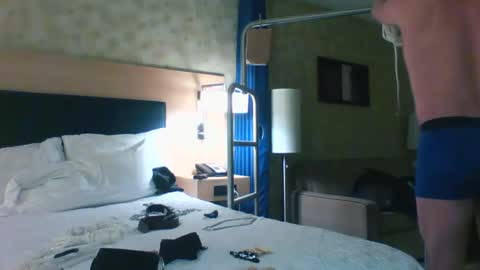 Snapshot of suboutdoors11 chatting on 02.27.25 suboutdoors11 online show from 02.27.25