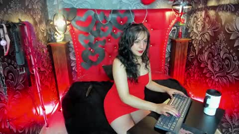 Snapshot of subyunna chatting on 02.26.25 Yunna online show from 02.26.25