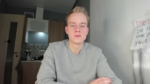 Snapshot of successful_kevin chatting on 10.31.25 Kevin online show from 10.31.25