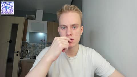 Snapshot of successful_kevin chatting on 11.20.25 Kevin online show from 11.20.25