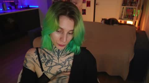 Snapshot of succubus_66 chatting on 12.30.24 succubus_66 online show from 12.30.24