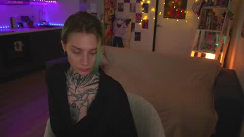 Snapshot of succubus_66 chatting on 01.07.25 succubus_66 online show from 01.07.25