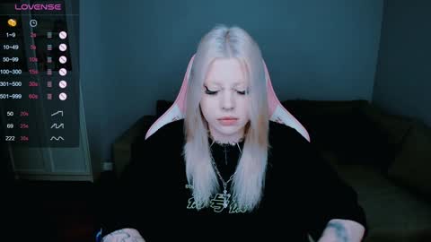 succubus_leslie online show from 12.03.24