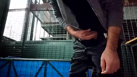 sucherealetreffen online show from 01.17.25