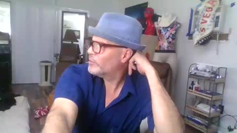 SUCKITU812 online show from 02.13.25