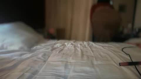 SaraSabeen online show from 02.23.26