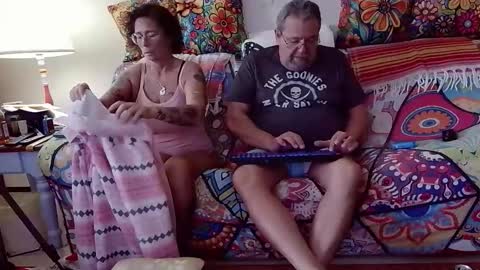 suenixon online show from 02.04.26