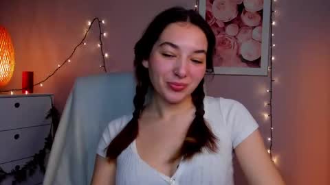 Snapshot of sugar_xmegan chatting on 12.27.24 Megan online show from 12.27.24