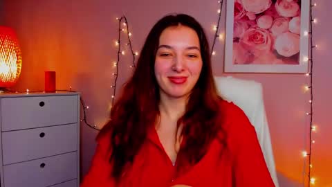 Snapshot of sugar_xmegan chatting on 02.05.25 Megan online show from 02.05.25
