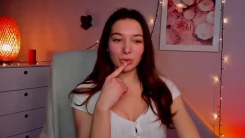 Snapshot of sugar_xmegan chatting on 02.19.25 Megan online show from 02.19.25