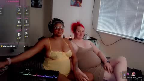 Snapshot of sugarbearlove87 chatting on 09.26.25 lexi love online show from 09.26.25