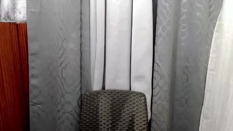 Snapshot of sugarcaramel chatting on 09.17.25 Sugar online show from 09.17.25