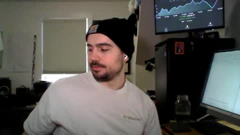 Snapshot of sugardotdom chatting on 04.15.26 Sugar online show from 04.15.26