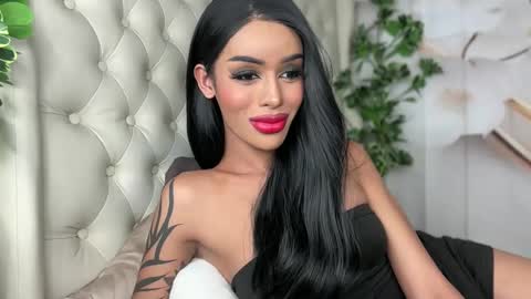 Jess online show from 10.13.25