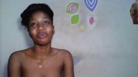 Snapshot of sugarmeltsxx chatting on 10.21.25 Bella online show from 10.21.25