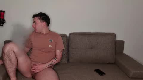 Sugarpeaach online show from 11.15.25