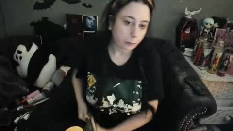 Snapshot of sugary_sweet chatting on 11.11.25 Sugary online show from 11.11.25