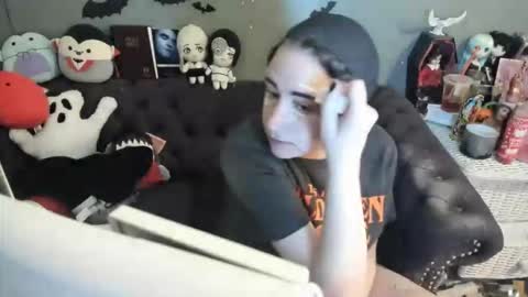 Snapshot of sugary_sweet chatting on 11.12.25 Sugary online show from 11.12.25