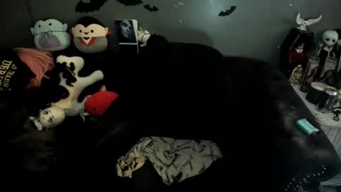 Snapshot of sugary_sweet chatting on 11.25.25 Sugary online show from 11.25.25