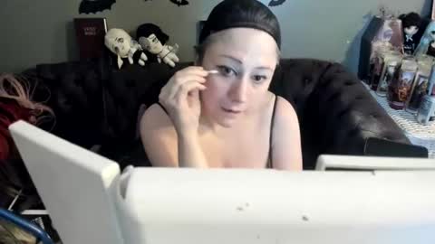 Sugary online show from 04.13.26