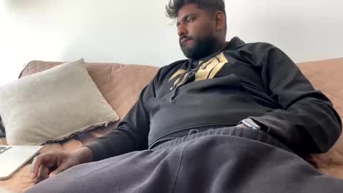 Let me be your knight that saves you online show from 10.09.25