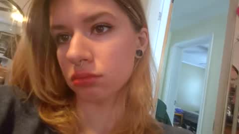 Ophelia online show from 01.05.26