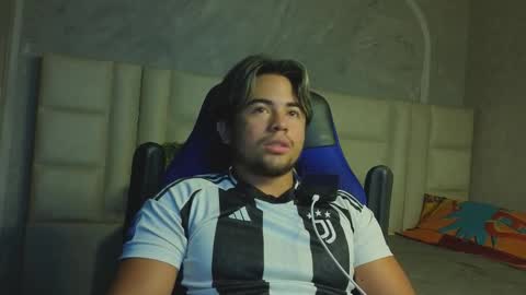 Snapshot of sukuna_hara chatting on 02.01.26 sukuna_hara online show from 02.01.26