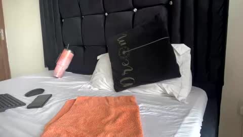 maskedtemptress online show from 01.12.26