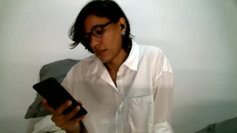 Snapshot of sultrynerd chatting on 06.01.26 sultrynerd online show from 06.01.26