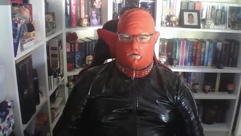 Snapshot of sumisolatex chatting on 10.22.25 Sumisolatex online show from 10.22.25