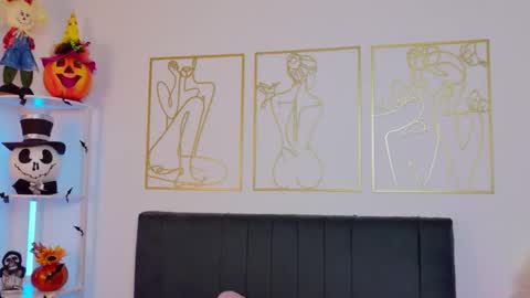 OnlyFans summer holiday online show from 10.19.25