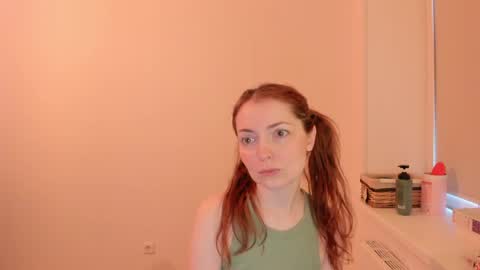Snapshot of summer_preston chatting on 04.21.26 Summer Preston online show from 04.21.26