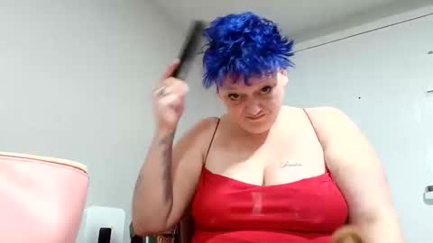 Snapshot of summerdivine69 chatting on 11.10.25 Summer Divine online show from 11.10.25