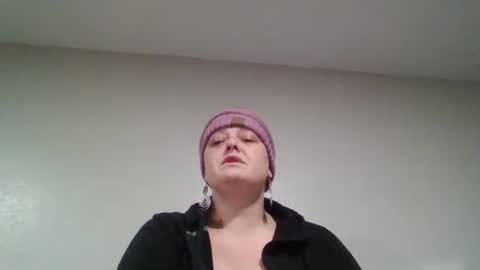 Snapshot of summerdivine69 chatting on 11.18.25 Summer Divine online show from 11.18.25